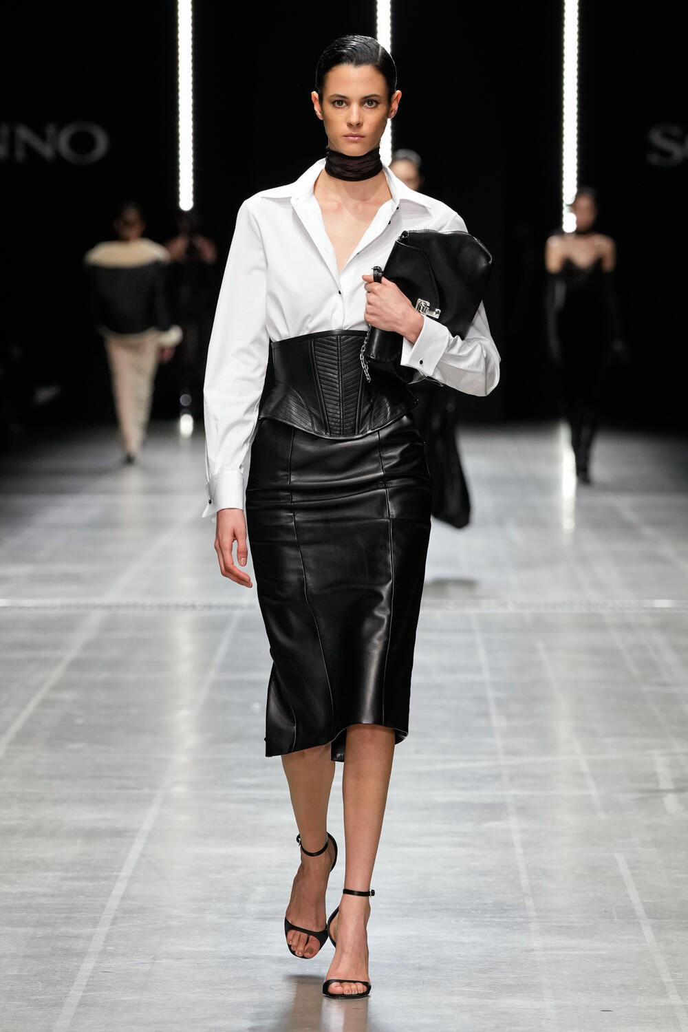 ERMANNO SCERVINO WOMEN FW 25-26 - Foto #10