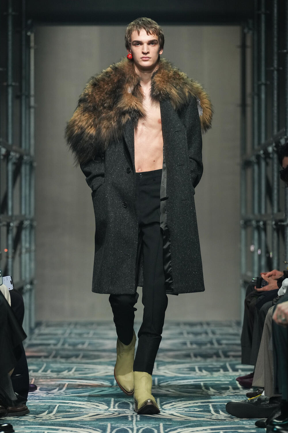 PRADA MEN FW 25-26 - Foto #1