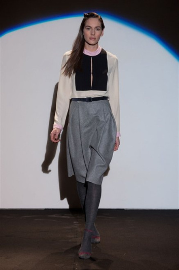 Fotoservizio/FW 2012-2013/WOMEN/ROBERTO MUSSO/15