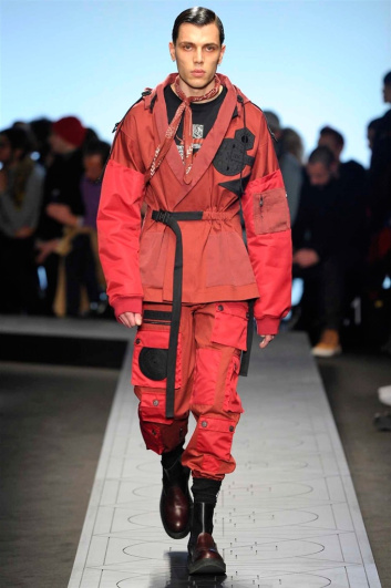 Fotoservizio/FW 2017-2018/MEN/MARCELO BURLON COUNTY OF MILAN/DP2/4
