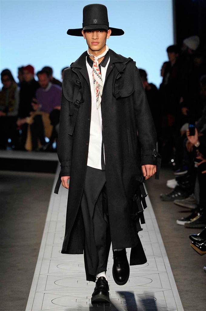 Fotoservizio/FW 2017-2018/MEN/MARCELO BURLON COUNTY OF MILAN/DP2/21