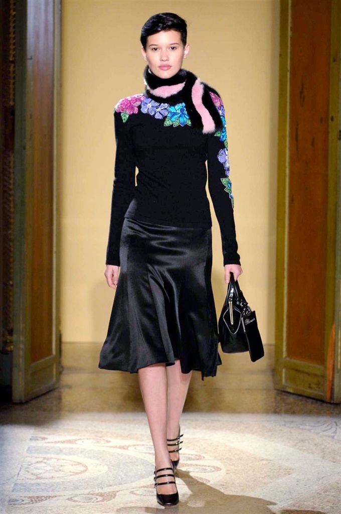 Fotoservizio/FW 2017-2018/WOMEN/BLUMARINE/DP2/9