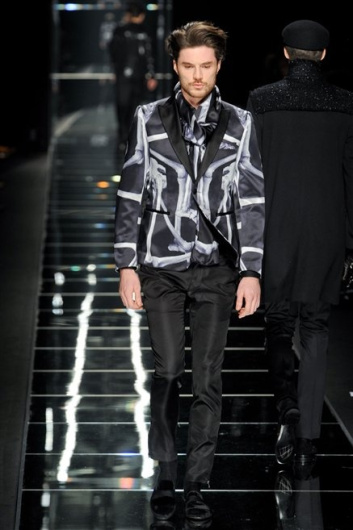 Fotoservizio/FW 2012-2013/MEN/JOHN RICHMOND/D1/44