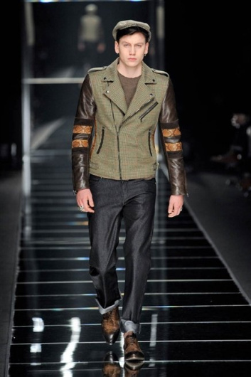 Fotoservizio/FW 2012-2013/MEN/JOHN RICHMOND/D1/0