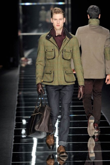 Fotoservizio/FW 2012-2013/MEN/JOHN RICHMOND/D1/2