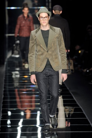 Fotoservizio/FW 2012-2013/MEN/JOHN RICHMOND/D1/12