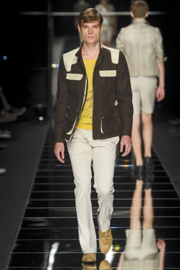 Fotoservizio/SS 2012/MEN/JOHN RICHMOND/D1/11