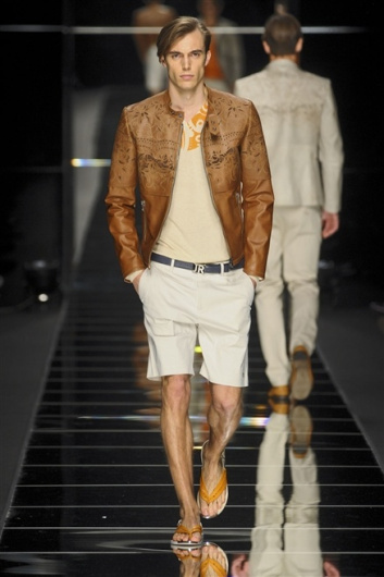 Fotoservizio/SS 2012/MEN/JOHN RICHMOND/D1/16