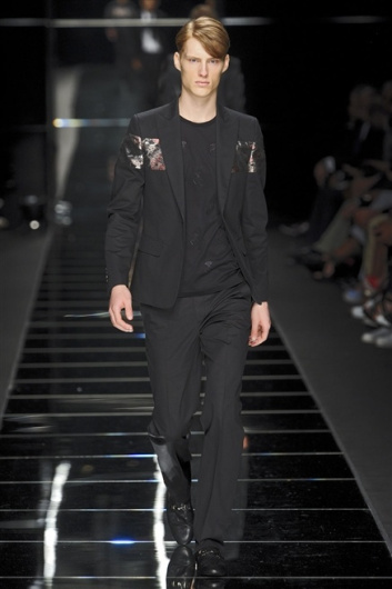 Fotoservizio/SS 2012/MEN/JOHN RICHMOND/D1/38