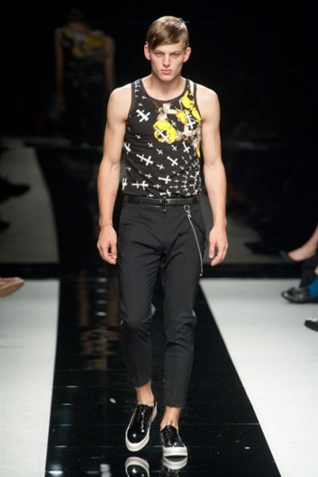 Fotoservizio/SS 2013/MEN/JOHN RICHMOND/D1/46