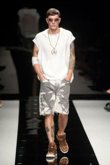 Fotoservizio/SS 2013/MEN/JOHN RICHMOND/D1/14