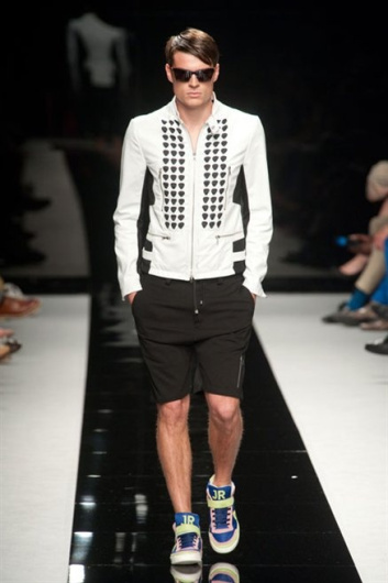 Fotoservizio/SS 2013/MEN/JOHN RICHMOND/D1/17