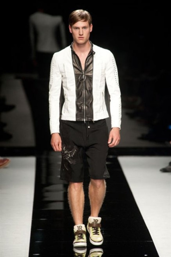 Fotoservizio/SS 2013/MEN/JOHN RICHMOND/D1/18