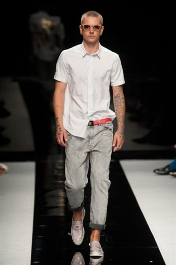 Fotoservizio/SS 2013/MEN/JOHN RICHMOND/D1/25